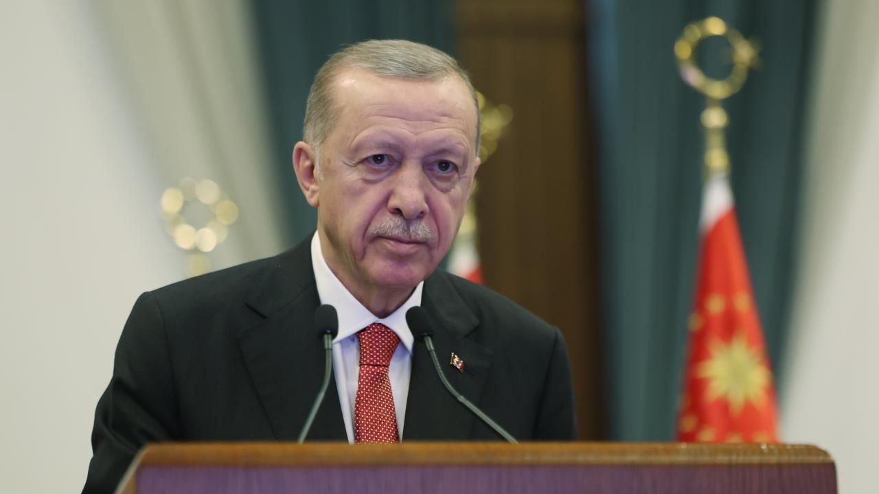 Erdoğan, &quot;Klasik Kürtçe Edebiyat ve Kürtçenin Şaheserleri&quot; etkinliğine mesaj gönderdi