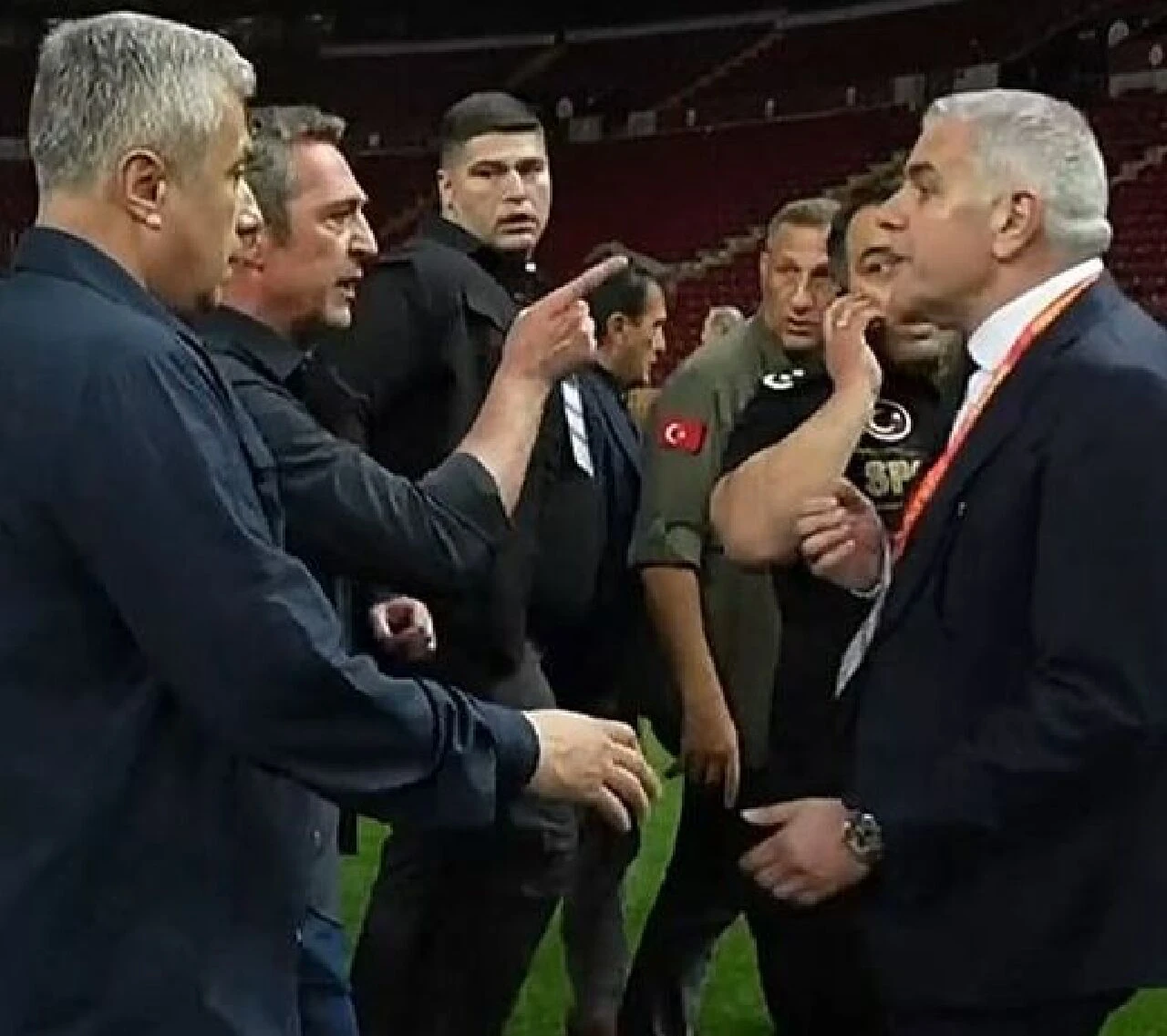 Son dakika! Olaylı derbi sonrası başlatılan soruşturmada Ali Koç'un ifadesi ortaya çıktı - 2. Resim