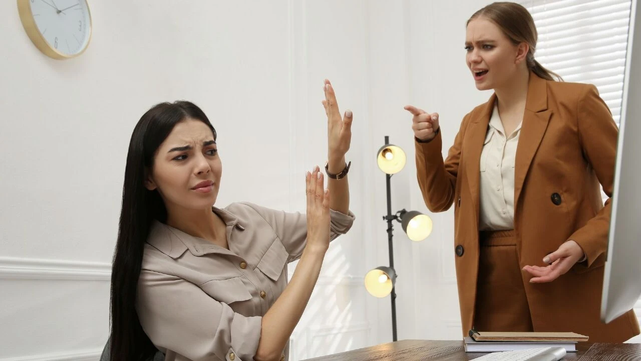 Uzaktan çalışma devri kapanıyor! Bilim insanları ofise dönen çalışanları uyardı: Kafayı sıyırabilirler - 2. Resim