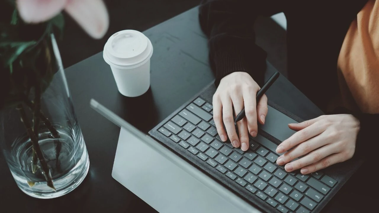 Uzaktan çalışma devri kapanıyor! Bilim insanları ofise dönen çalışanları uyardı: Kafayı sıyırabilirler - 1. Resim