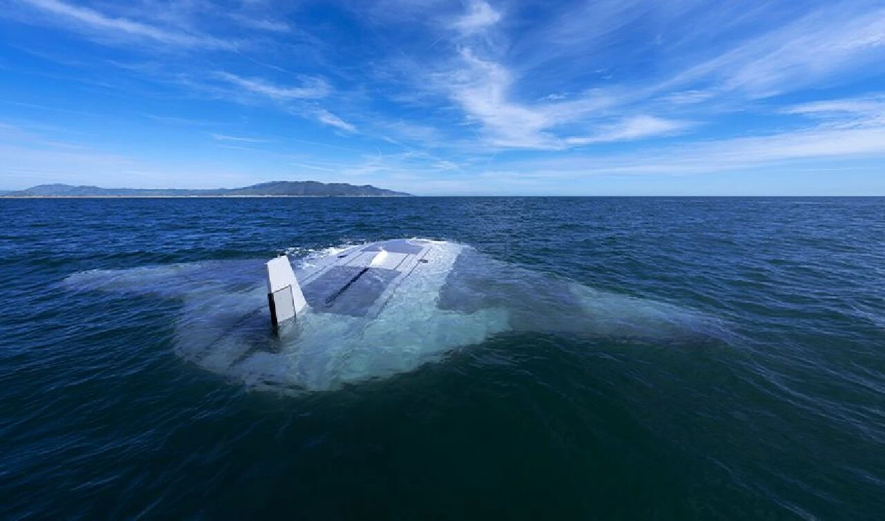 ABD'nin gizli silahı 'Hayalet Vatoz' Google Haritalar'da görüldü! Donanma hemen devreye girdi - 2. Resim