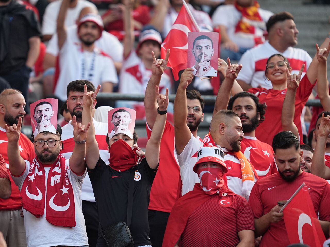 Hollanda, Türkiye'yi 2-1'lik skorla yenerek yarı finale yürüdü! Türkiye EURO 2024'e veda etti - 3. Resim