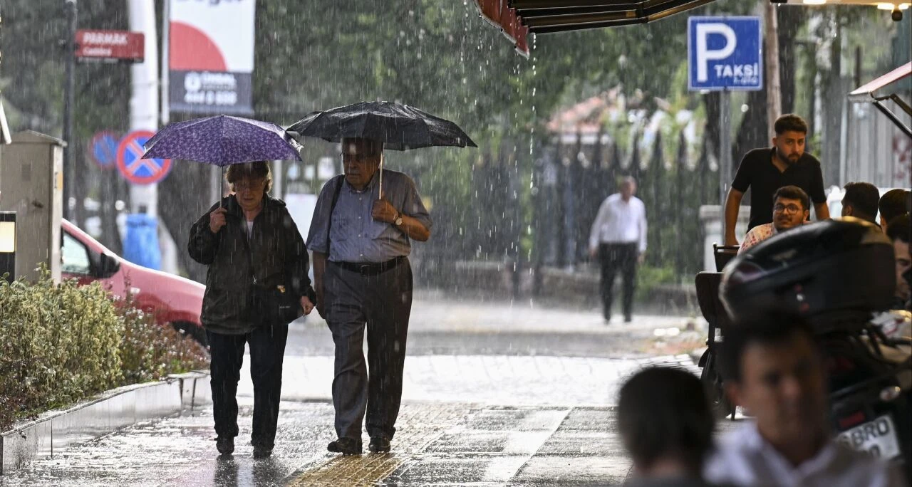 Meteoroloji hafta sonu hava durumunu duyurdu: İstanbul dahil pek çok ilde yağmur var - 2. Resim