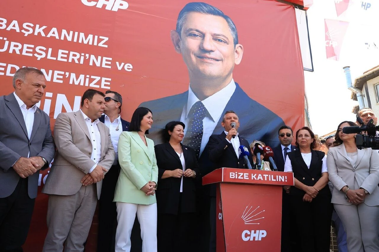 CHP lideri Özel’den asgari ücrete enflasyon uyarlaması talebi: Hiç olmazsa birazcık geçim olur! - 1. Resim