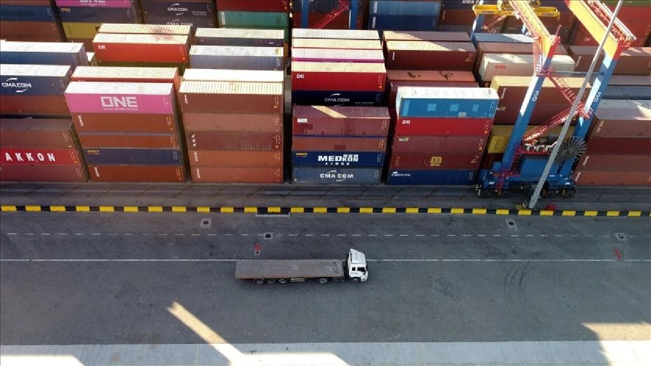 Kızıldeniz'deki konteyner trafiği durdu! Gerilim tırmandı navlun fiyatları uçtu