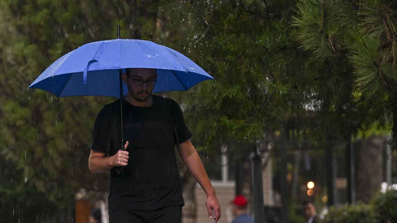 Meteoroloji&#039;den uyarı üstüne uyarı: 8 ilde çok şiddetli yağacak! İşte 7 Temmuz il il hava durumu