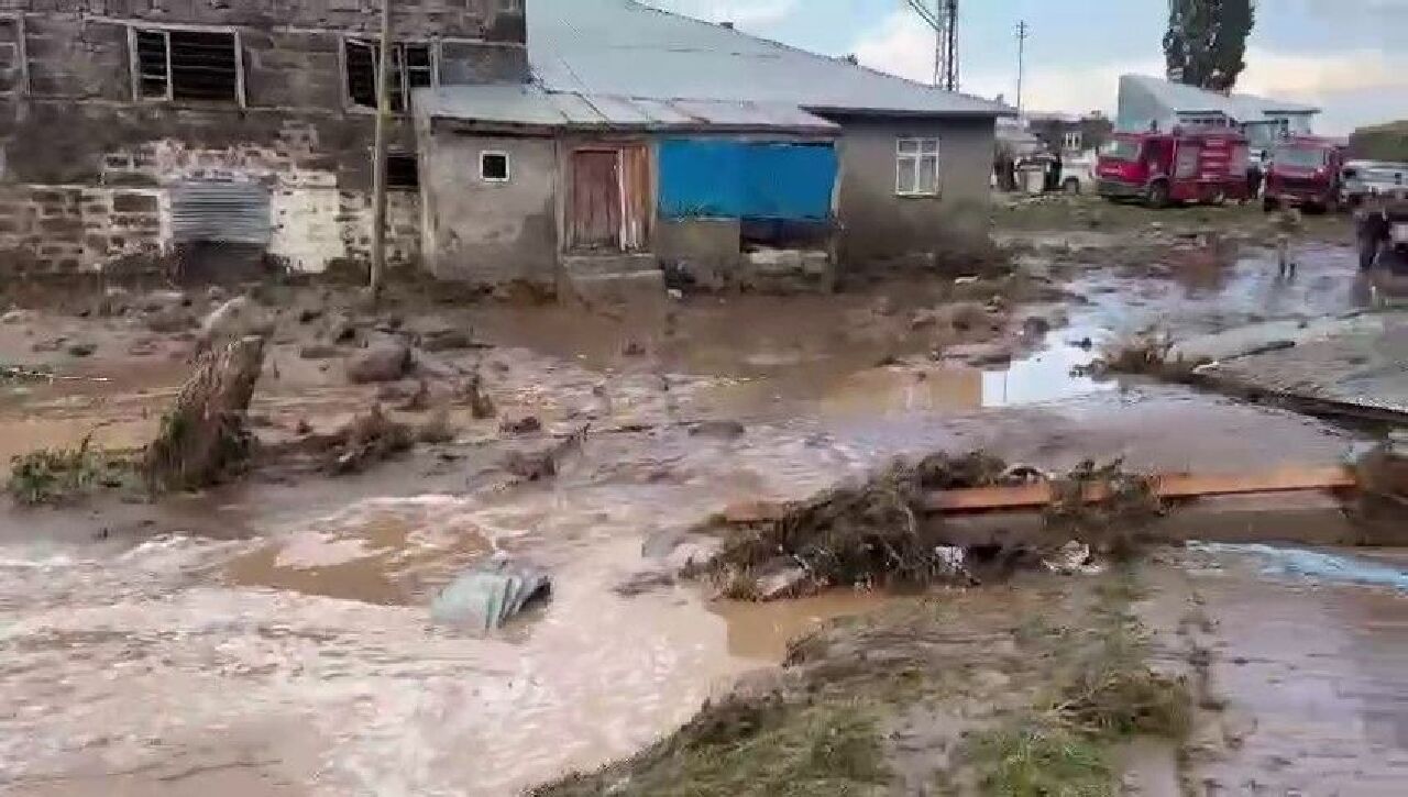 Sel Erzurum Muş Erzincan Ardahan ve Kars’ı vurdu: Ölü ve yaralılar var! - 1. Resim