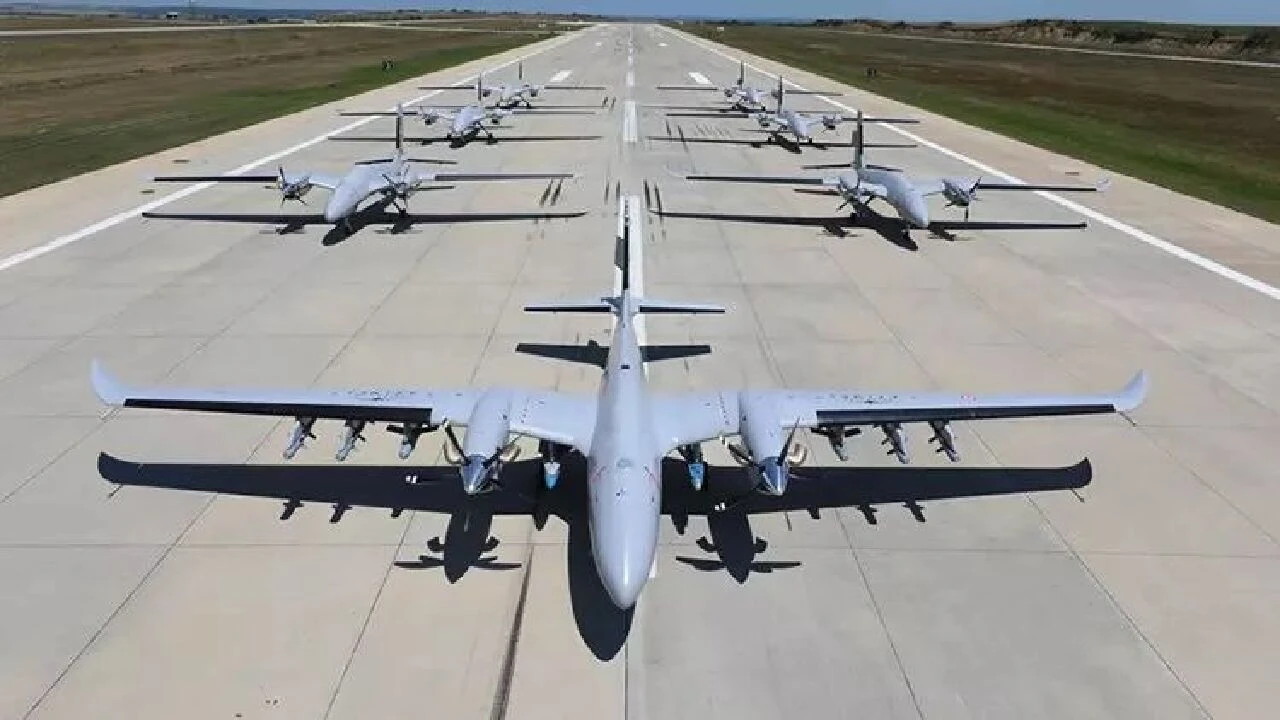 Selçuk Bayraktar duyurdu! Akıncı'ya ASELSAN Gözde'si