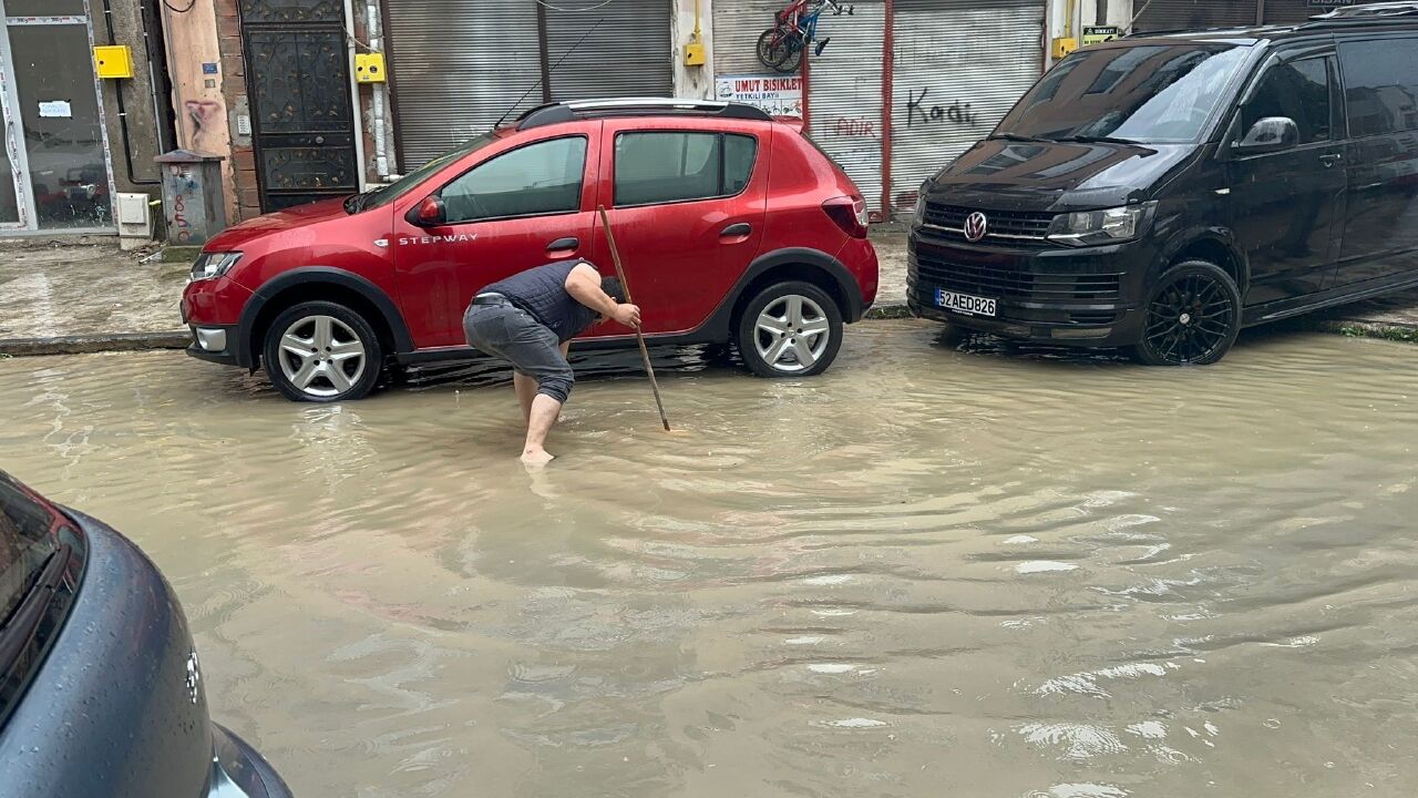 AFAD ve Meteoroloji'den uyarı geldi! Hava durumuna dikkat: Yağmur, sel ve kavurucu sıcaklar bir arada! - 4. Resim