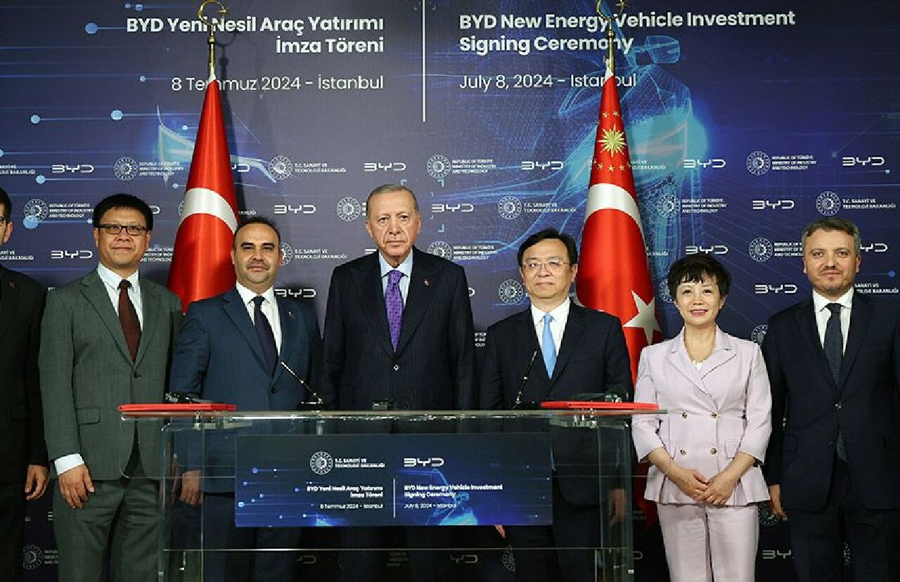 Bir milyar dolarlık yatırım hedefi! Cumhurbaşkanı Erdoğan, elektrikli araç devi BYD yönetimini kabul etti - 1. Resim