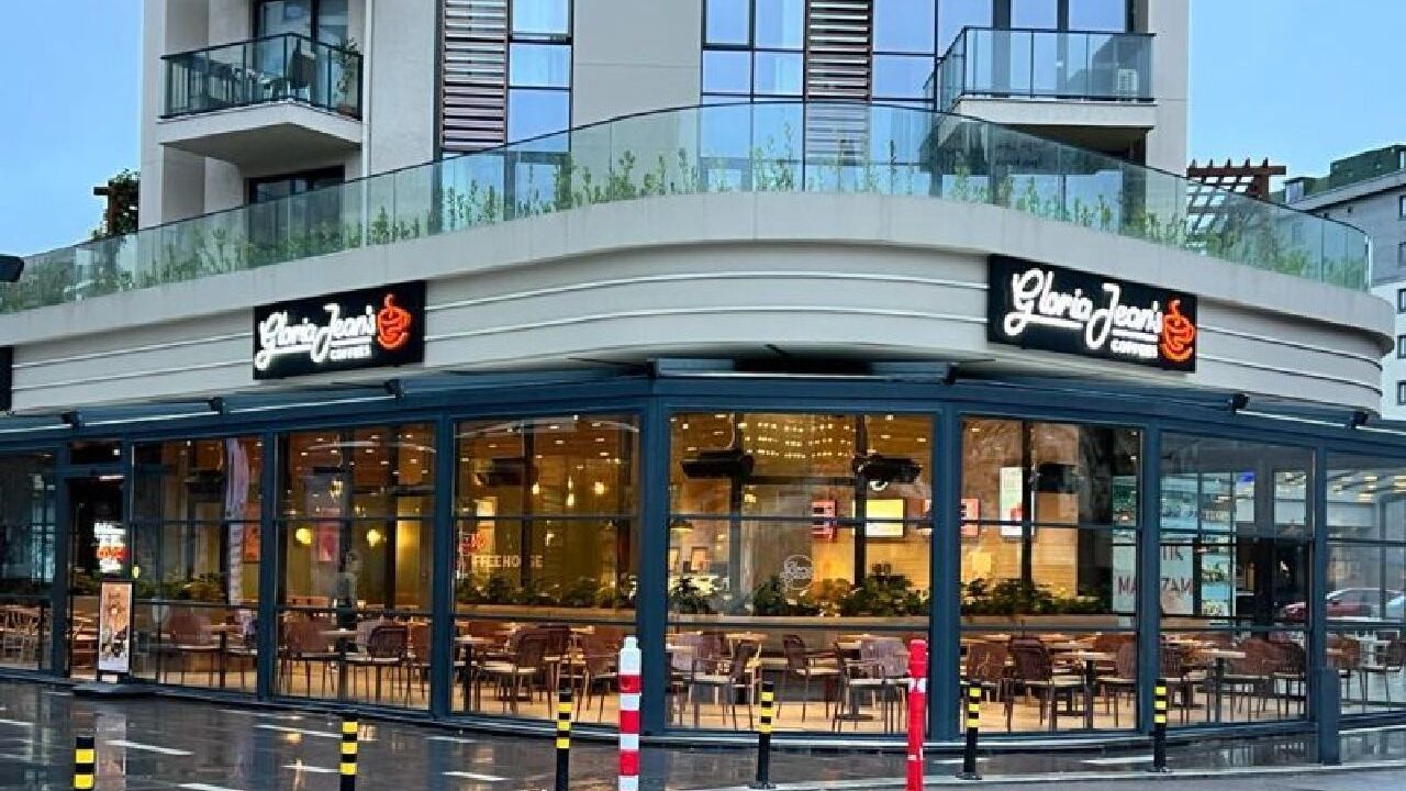 Gloria Jean&#039;s CEO’su Mehmet Dinçerler&#039;den iflas haberlerine ilk yorum