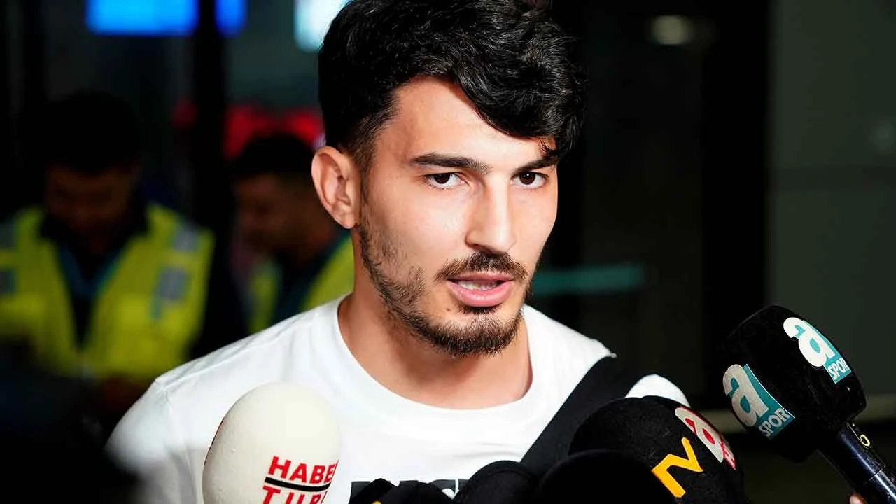 Milliler yurda döndü! İşte futbolculardan ilk mesajlar... - 2. Resim