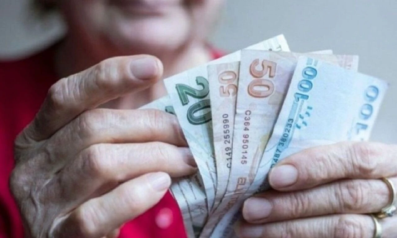 Son dakika | Emekli maaşları için ek zam kararı - 1. Resim