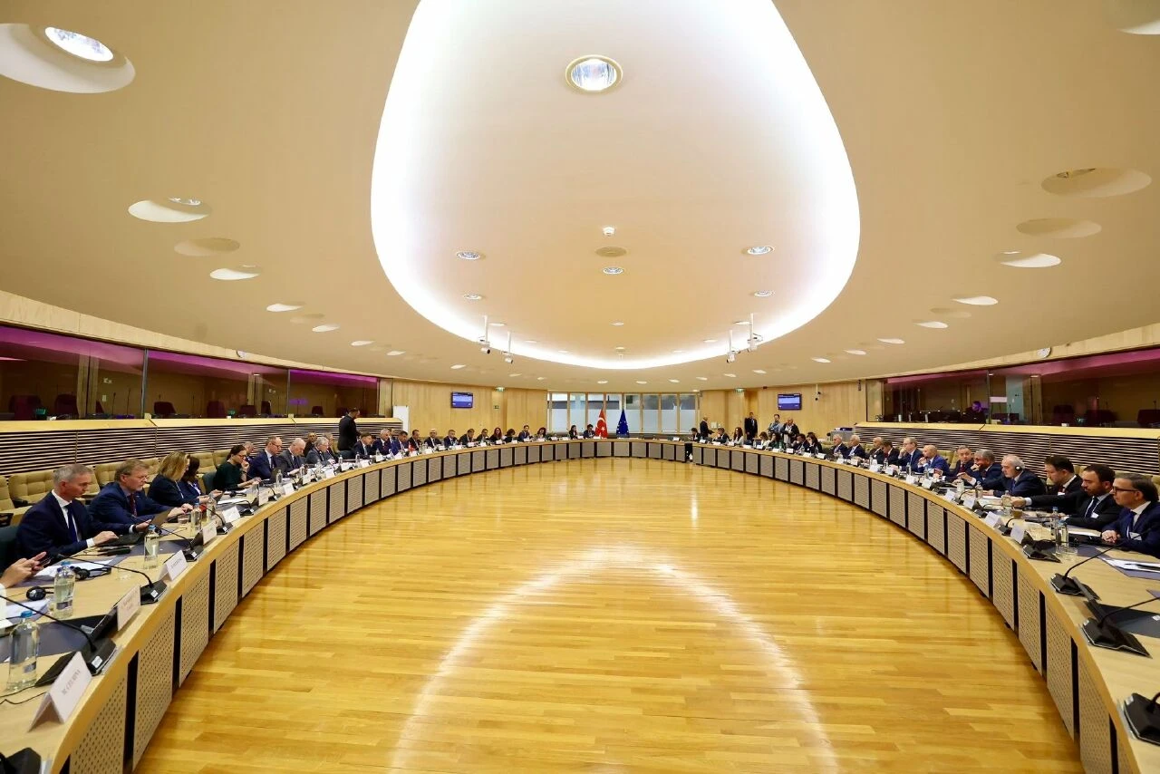 Türkiye ile AB, Brüksel'de bir araya geldi! Vize, ikili ticaret ve Gümrük Birliği görüşüldü - 3. Resim