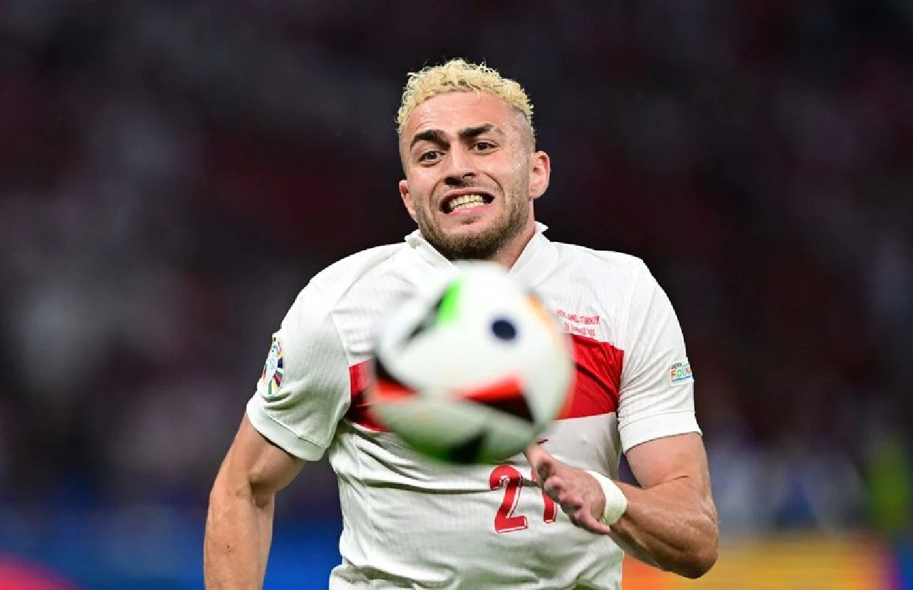 Virgil van Dijk'ın övgüler yağdırdığı Barış Alper Yılmaz için Liverpool harekete geçti!