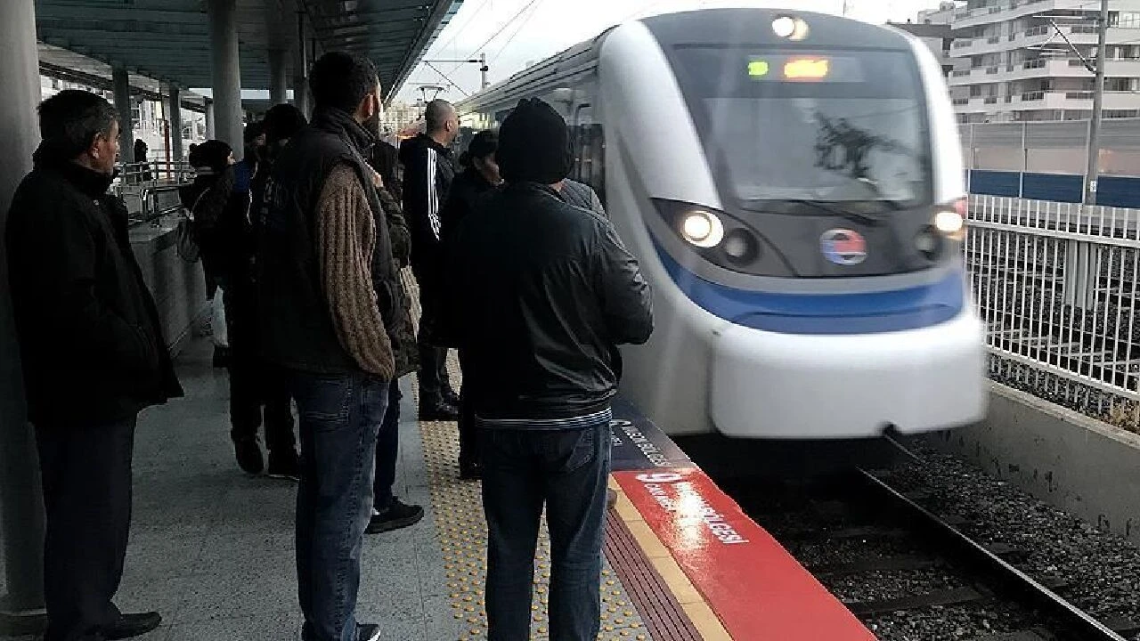 15 Temmuz’da üç büyükşehirde raylı sistemler bedava! Marmaray, Başkentray, İzban ücretsiz mi?
