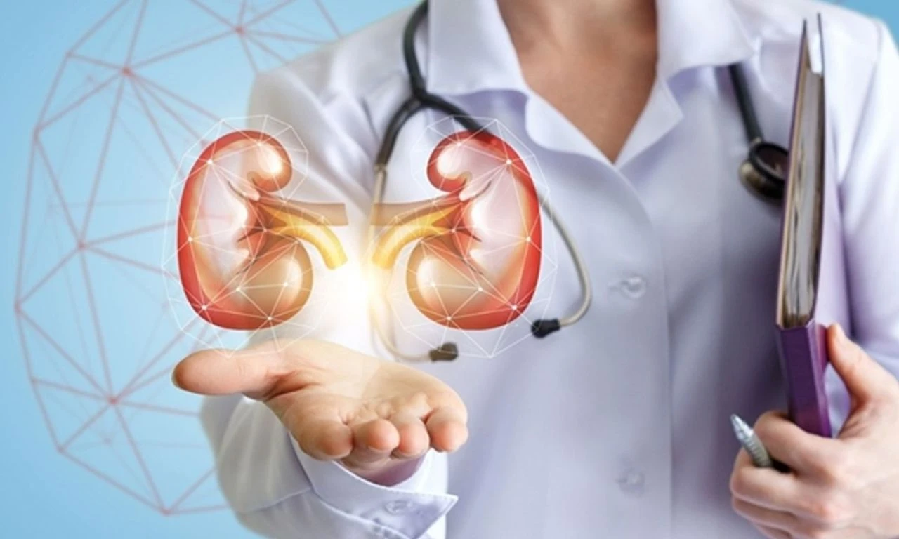 İshal, kusma, karın ağrısı! Aciller dolup taştı, uzmanından uyarı gecikmedi