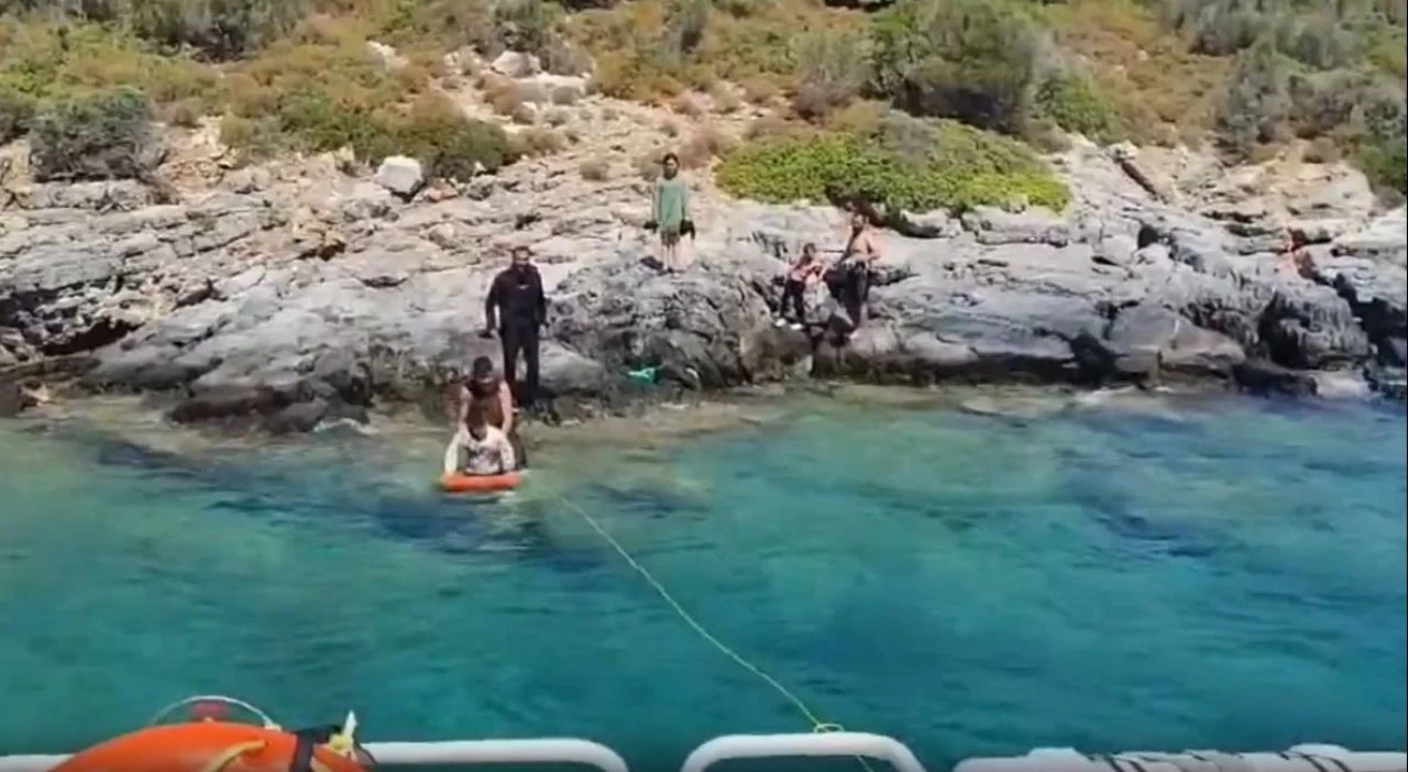 İzmir'de göçmen faciası! Bakan Yerlikaya acı haberi duyurdu: Ölü ve yaralılar var