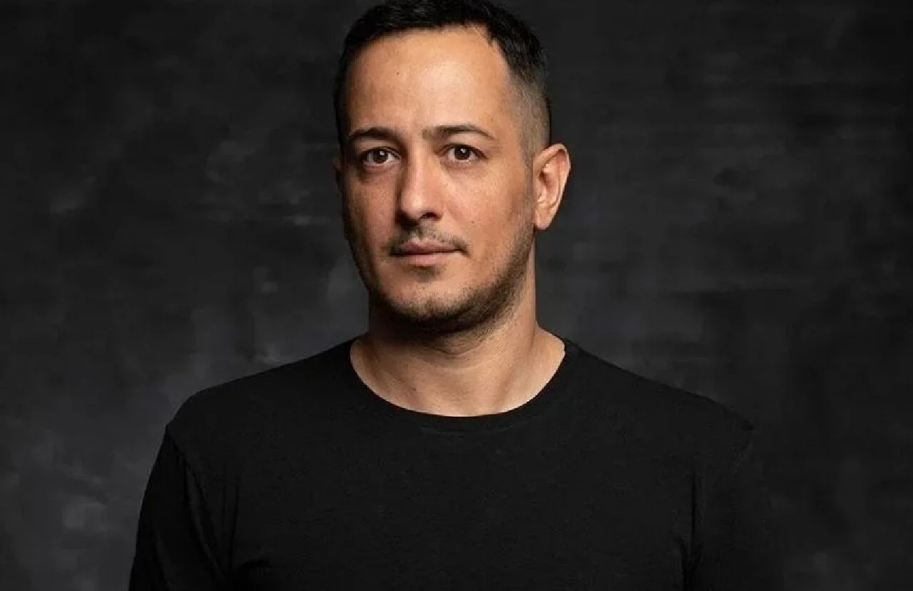 Sarp Apak kiracını mahkemeye verdi! Sarıyer’deki lüks evine ödenen kiraya sitem etti - 2. Resim