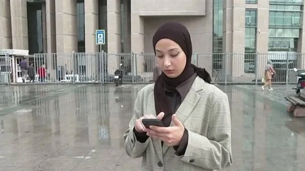 Staj için gittiği koleje başörtüsü nedeniyle kabul edilmedi! Okul müdürünün cezası belli oldu - 2. Resim