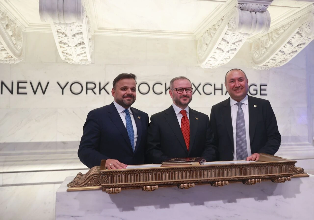 Turkcell'den Türkiye'ye 30 yılda 27 milyar dolar yatırım! New York Borsa'sında Türk rüzgarı esti - 4. Resim