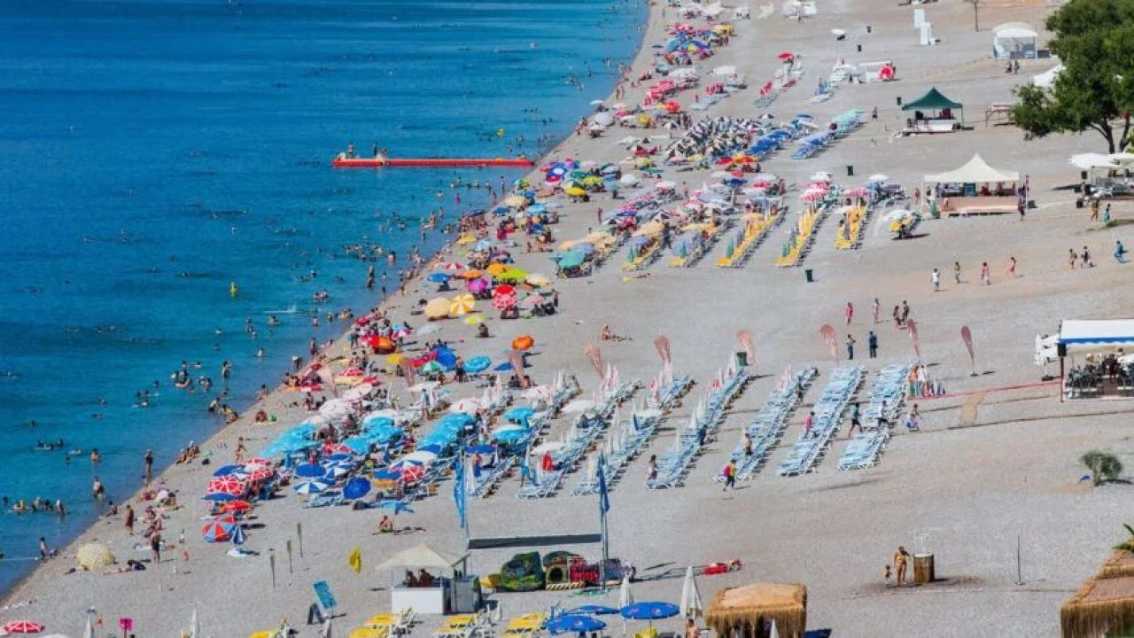 Yerli turist yurt dışına çıktı, oteller boş kaldı! Konserler bile iptal ediliyor - 5. Resim