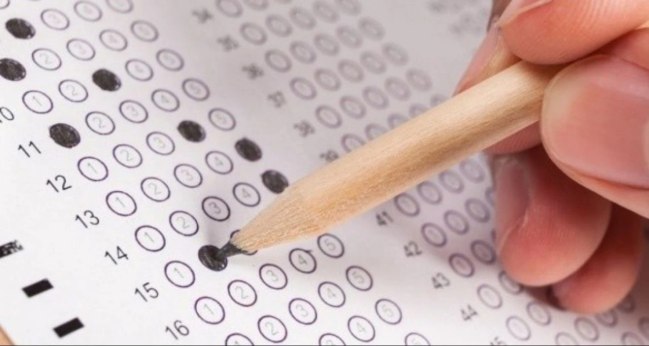 130 dakika sürecek olan KPSS Genel Yetenek-Genel Kültür sınavı saat 12.05'te bitecek