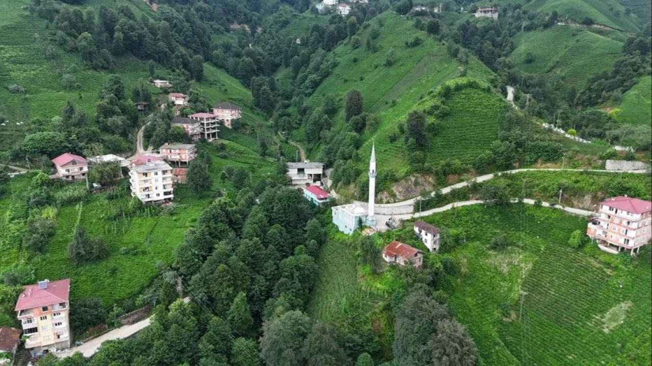 AFAD sel nedeniyle imam göndermedi! Köyün cemaati tepki gösterdi - 3. Resim