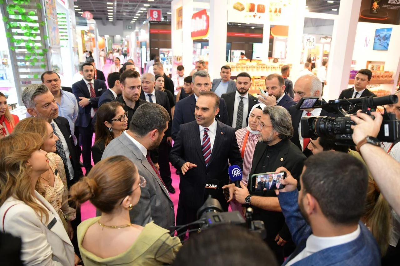 Sanayi ve Teknoloji Bakanı, F İstanbul'un açılışını gerçekleştirdi
