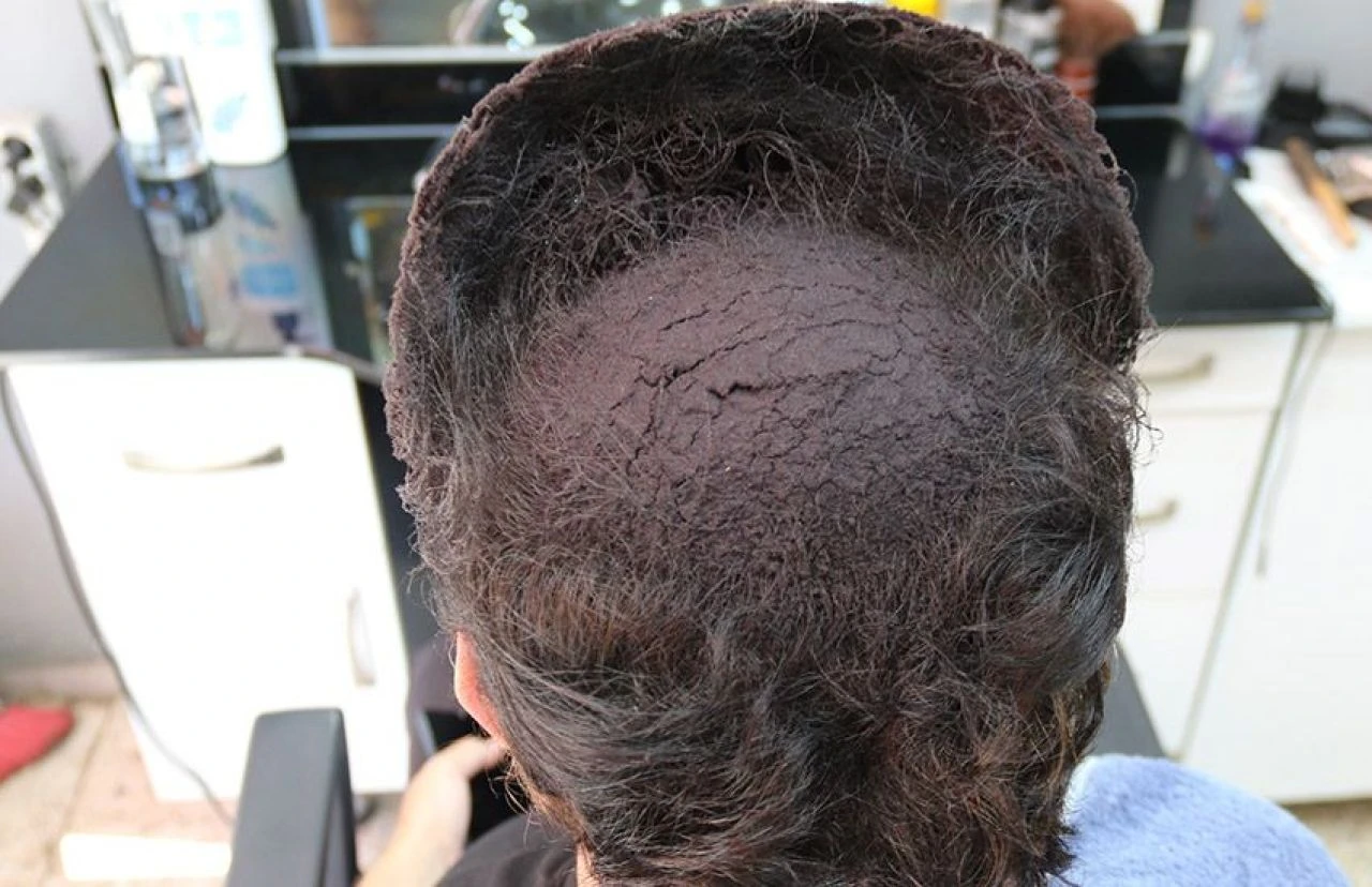 Türkiye’de örneği olmayan saç şekli: Atatürk’ün kalpağına benziyor, yapımı 1 saat sürüyor - 2. Resim