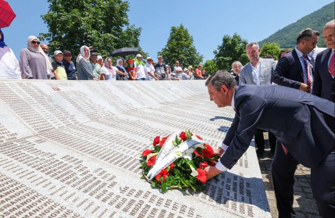 Cumhurbaşkanı Erdoğan'ın sözünün kesilmesine Özgür Özel'den tepki  - 1. Resim