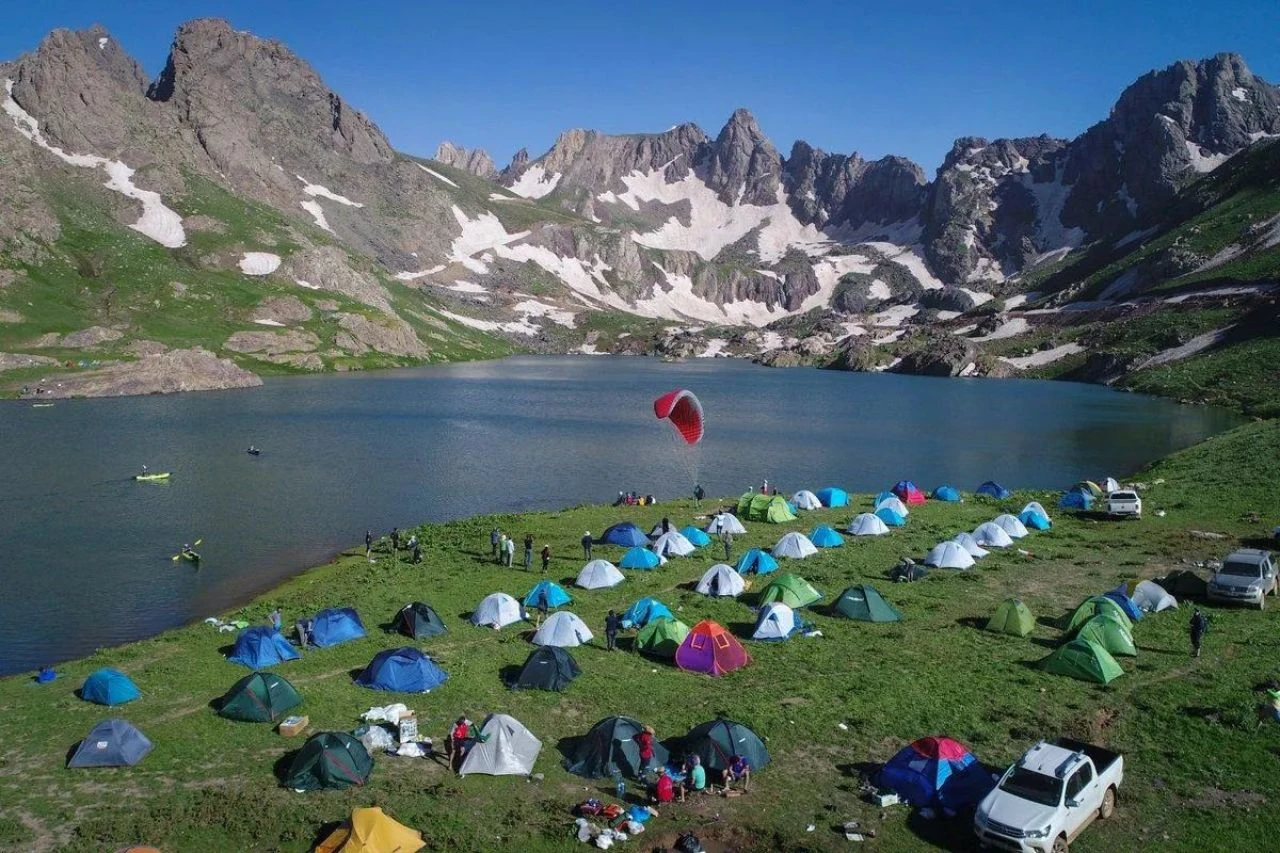 Doğu ve Güneydoğu'ya geriye göç başladı! Artık İstanbul'un değil Hakkari'nin taşı toprağı altın - 4. Resim