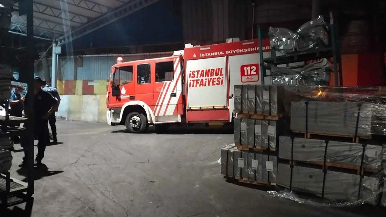 Kan donduran iş kazası! İşçinin makineye sıkışan eli koptu - 1. Resim