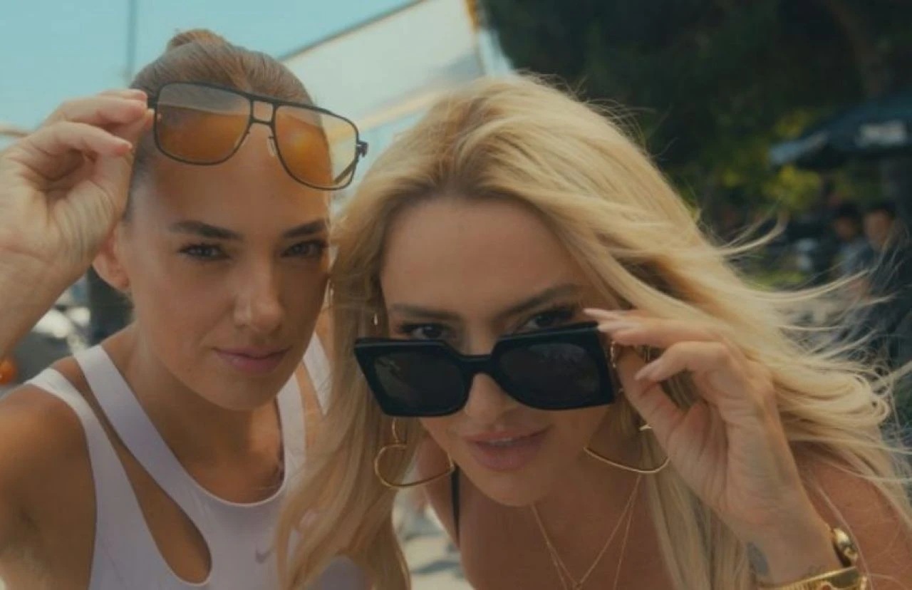 Seda Bakan ve Hadise’li diziden ilk kareler geldi - 1. Resim