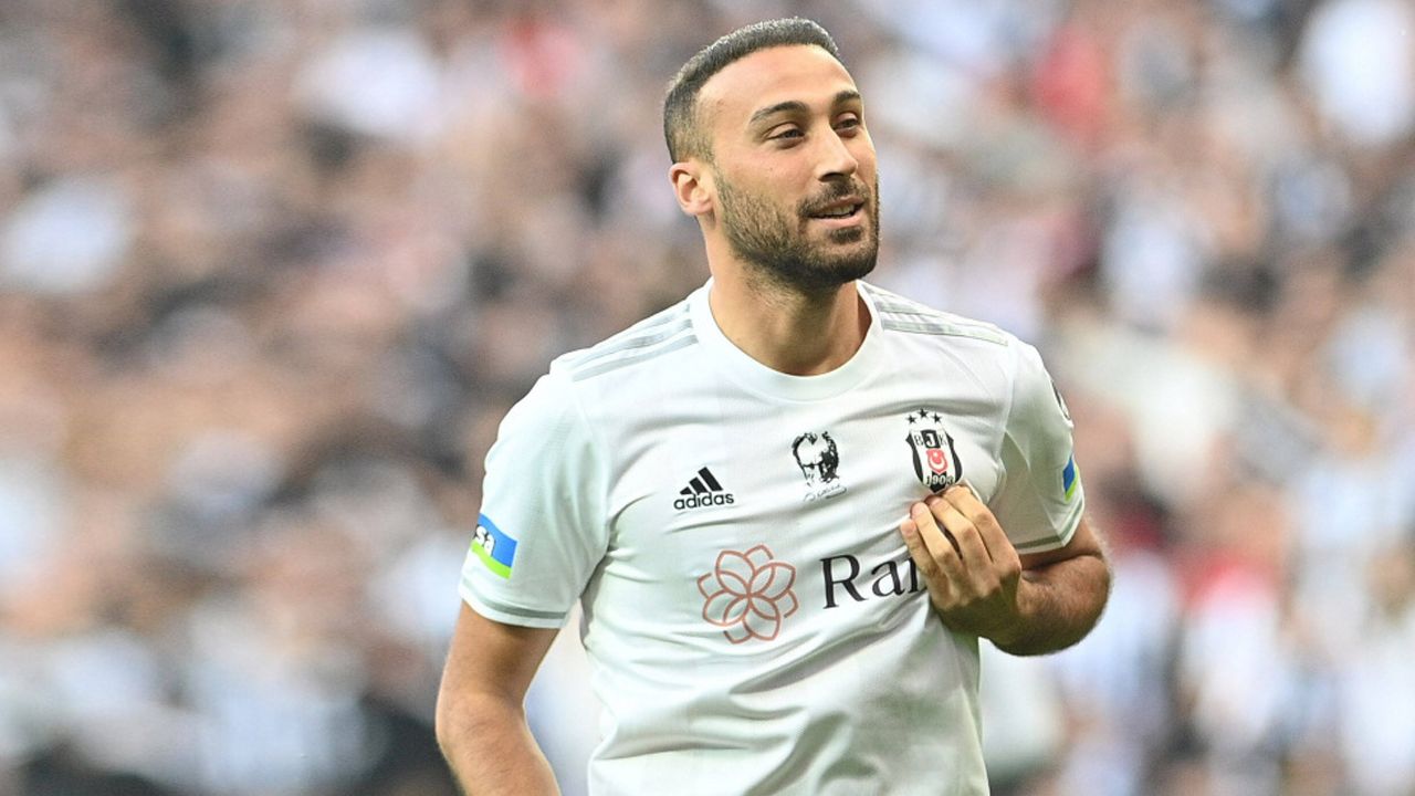 Son dakika | Beşiktaş&#039;a dev transfer çalımı! Cenk Tosun ezeli rakibe imza atıyor