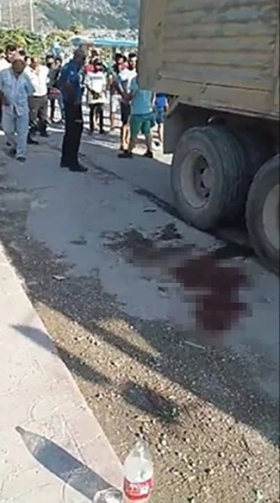 Yine hafriyat terörü! Feci kaza saniye saniye kaydedildi - 3. Resim