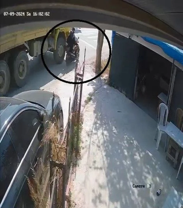 Yine hafriyat terörü! Feci kaza saniye saniye kaydedildi - 2. Resim