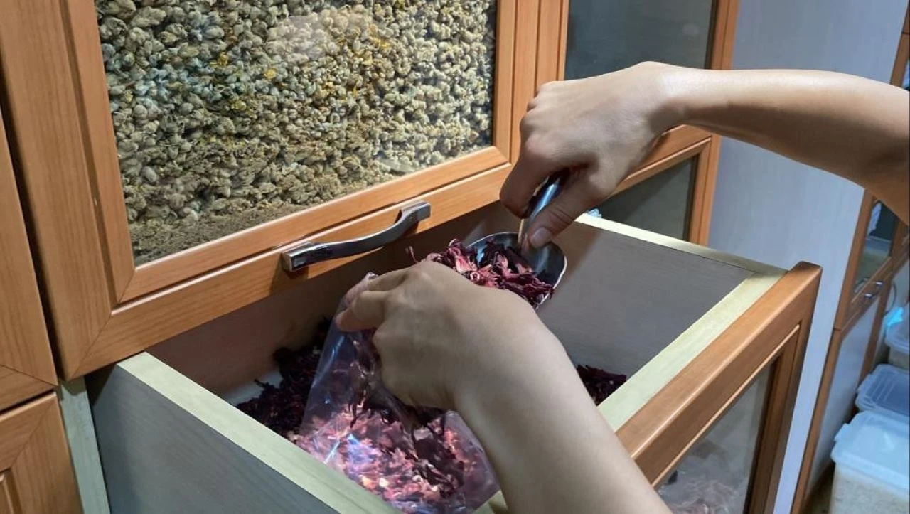 C vitamini deposu için sıraya giriyorlar! 43 yıllık ustadan ilginç tavsiye geldi - 1. Resim