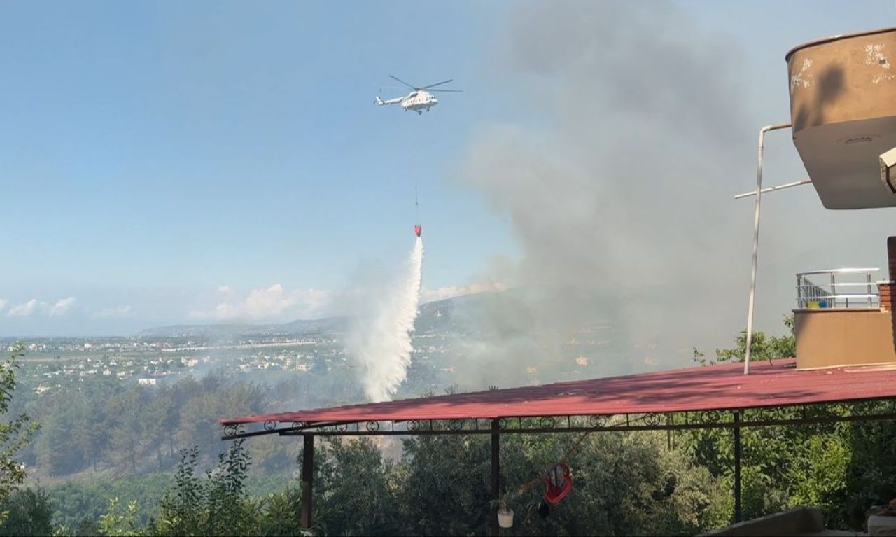 Hatay'da orman yangını! Ekipler müdahale ediyor - 1. Resim