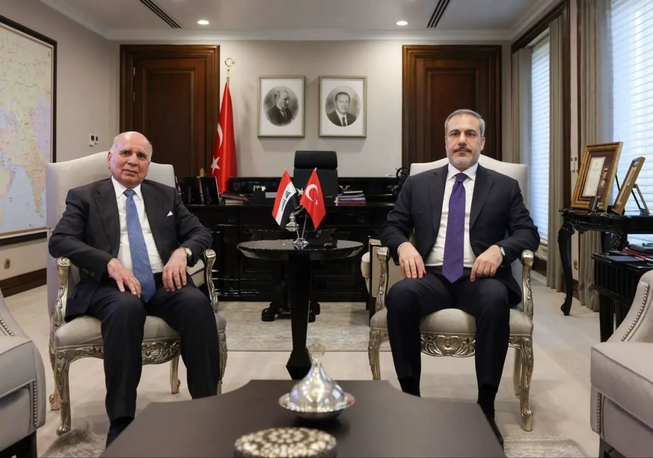 Irak Dışişleri Bakanı Hüseyin'den Suriye açıklaması: Arabuluculuk girişimlerimiz başladı - 1. Resim