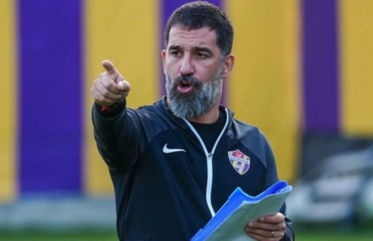 Arda Turan'dan Fenerbahçe'nin iki yıldızına kanca!