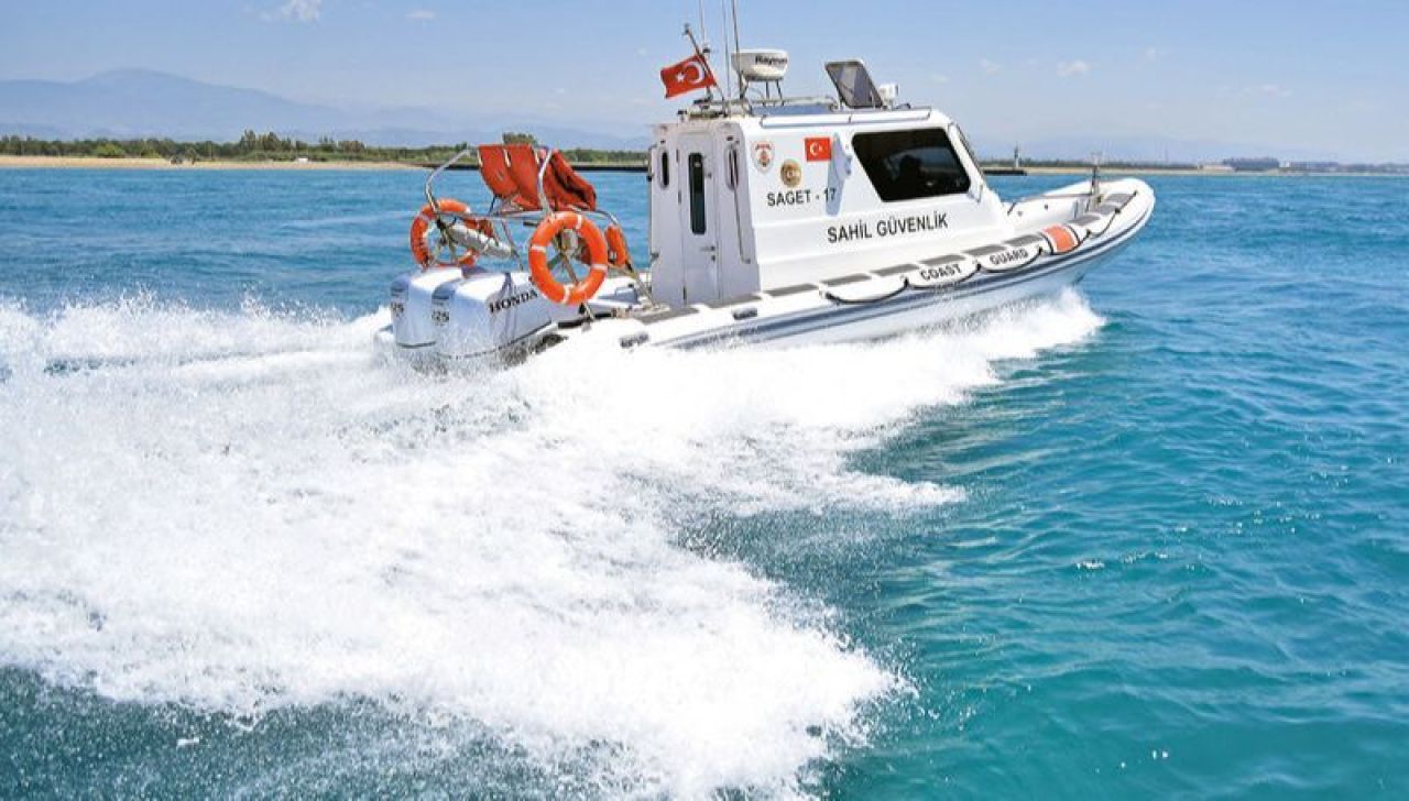 Düzensiz göçmenler jet ski ile kaçmaya çalıştı! Bodrum açıklarında hareketli anlar - 2. Resim