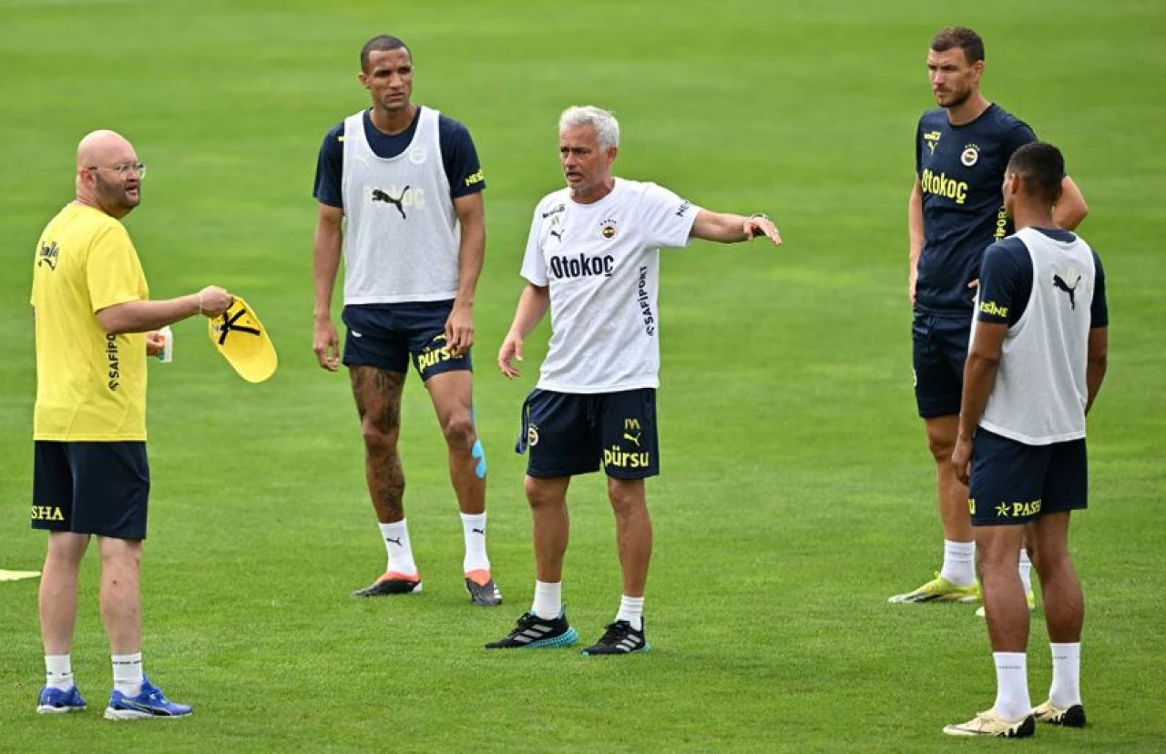 Jose Mourinho'dan yıldız isme uyarı: "Böyle gidersen üst düzey futbolcu olamazsın"