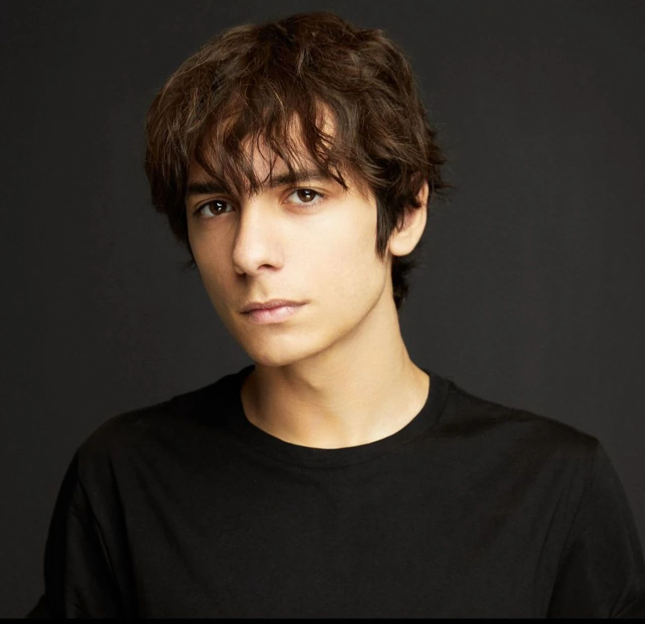 Şoke eden değişim! Öyle Bir Geçer Zaman ki’nin Osman’ı Emir Berke Zincidi'yi görenler tanıyamadı