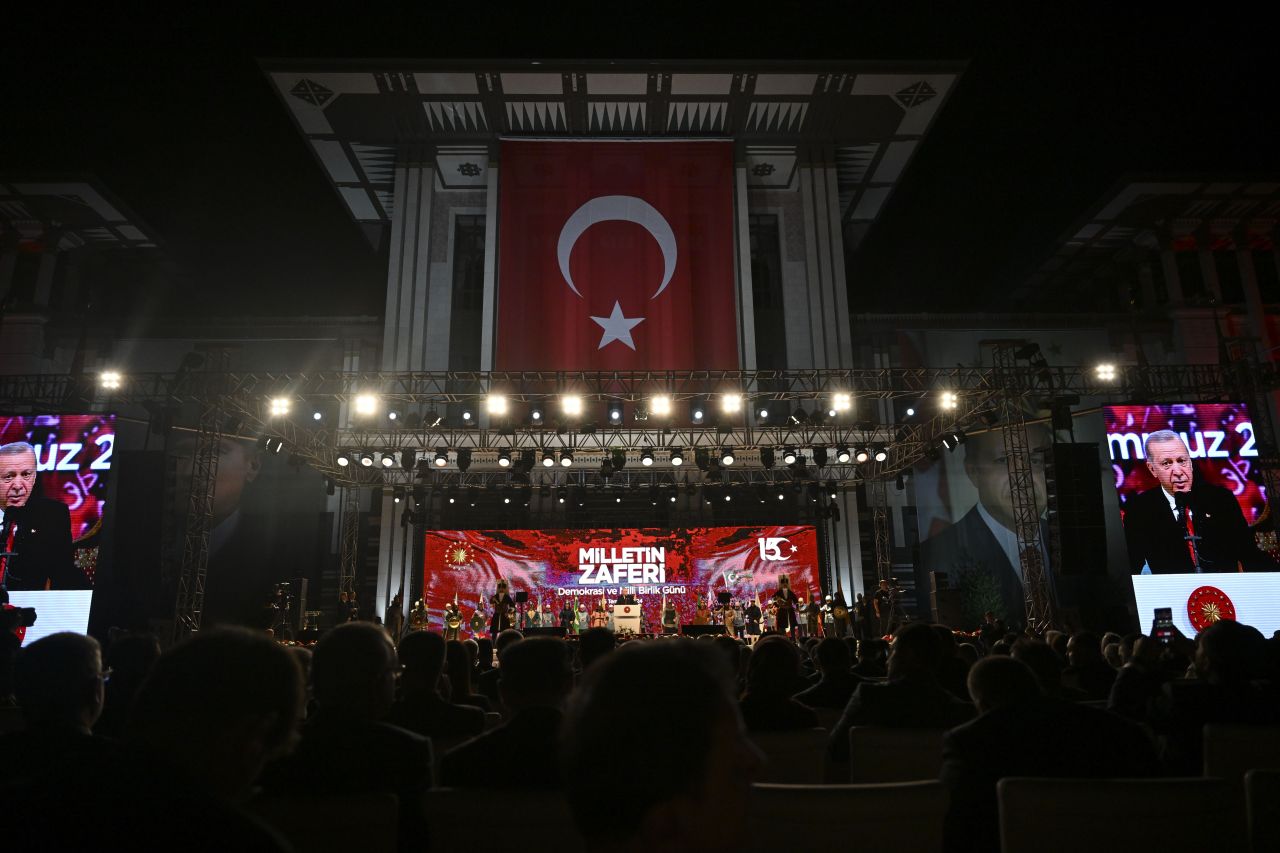 Cumhurbaşkanı Erdoğan 15 Temmuz anma programında konuşuyor - 3. Resim