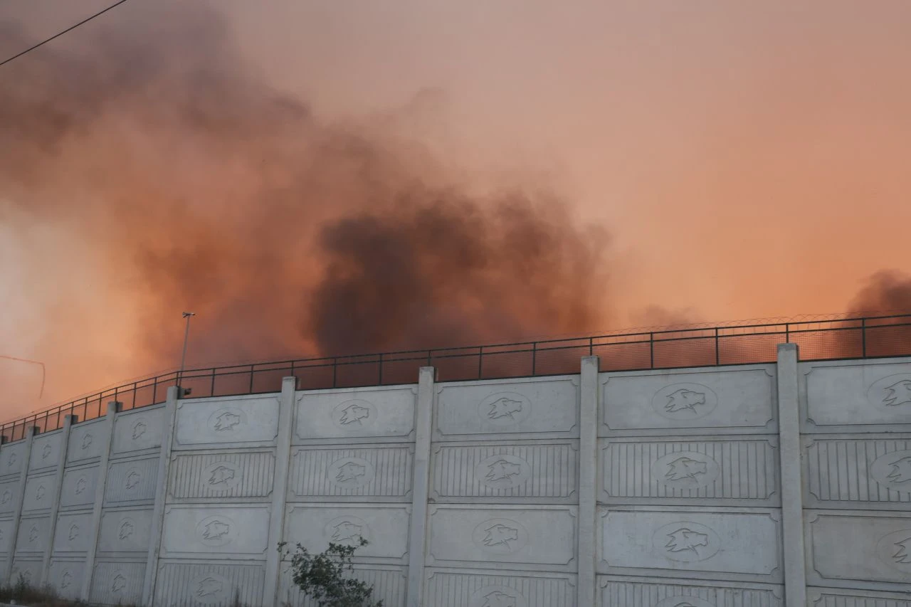 Kağıt fabrikası cayır cayır yanıyor! 4 gündür söndürülemedi - 3. Resim