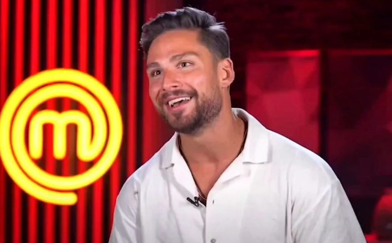 MasterChef'te ana kadroda üçüncü çıkan isim Onur Üresin İngiltere'de yaşıyor - 1. Resim