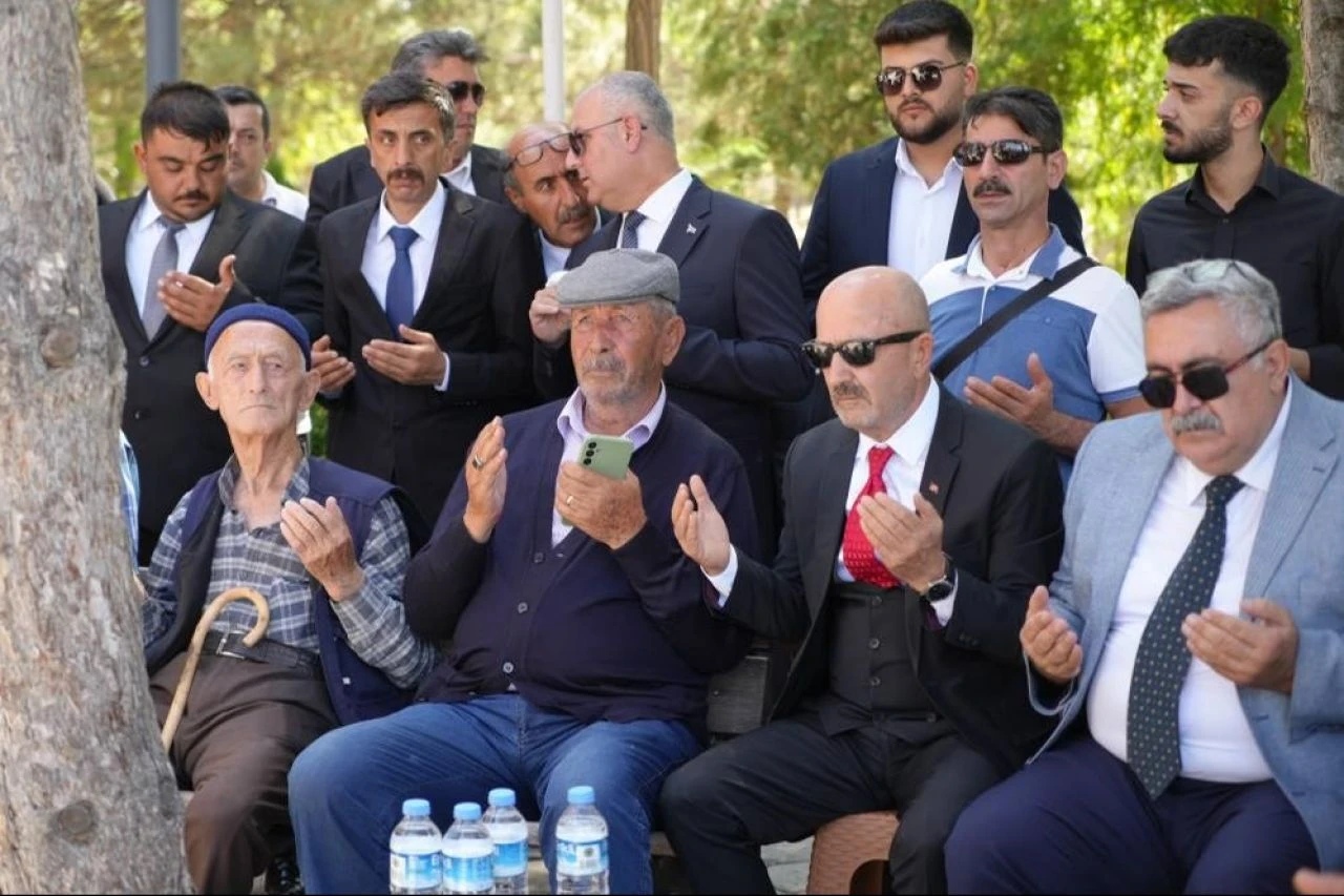 Zekai Aksakallı: Bu ülkede Ömer Halis Demir'ler bitmez - 1. Resim