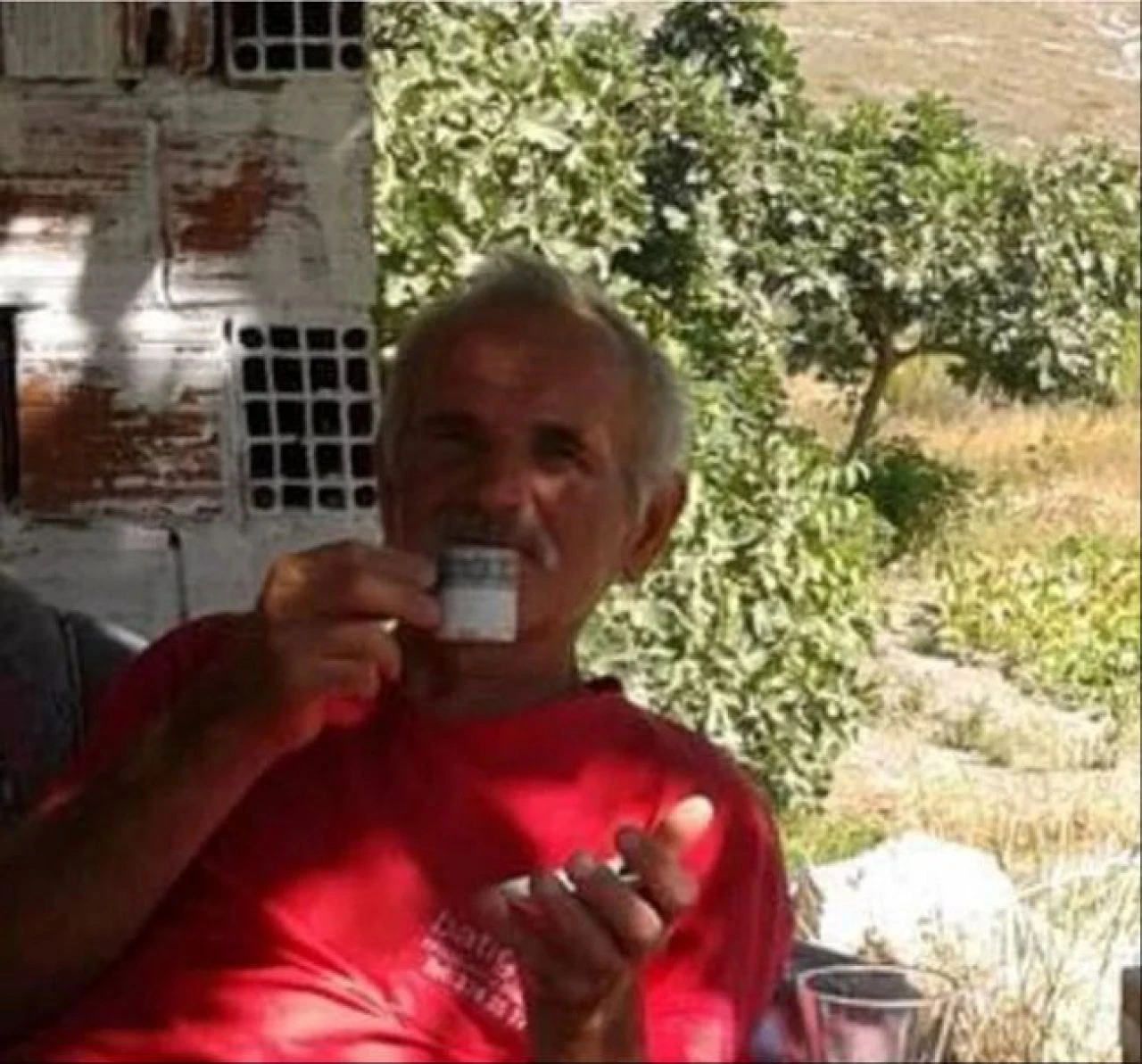Çeşme'de 3 kişinin hayatını kaybettiği yangında kahreden detay! Kaçmasalardı hayatta olacaklardı - 3. Resim