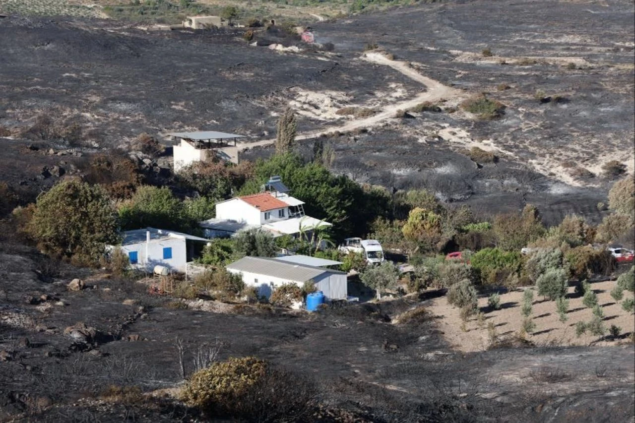 Çeşme'de 3 kişinin hayatını kaybettiği yangında kahreden detay! Kaçmasalardı hayatta olacaklardı - 2. Resim